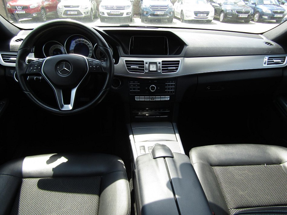 Mercedes-Benz Třída E 2.2 CDi Avantgarde E220