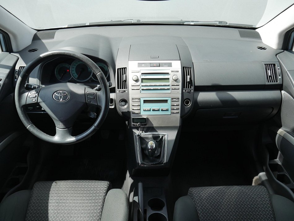 Toyota Corolla Verso 1.8VVT-i  LPG