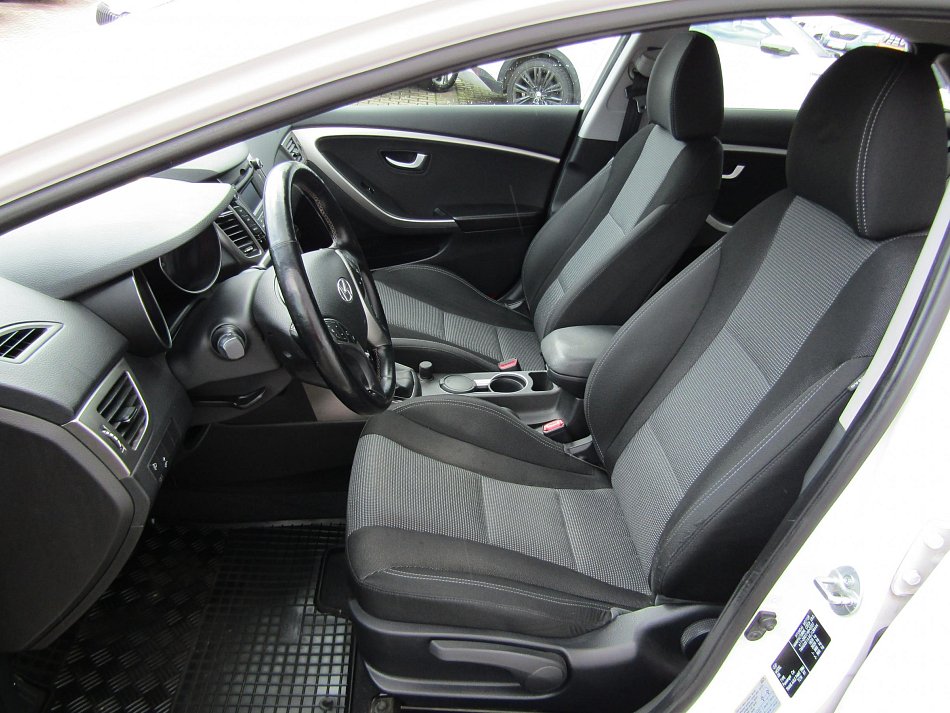 Hyundai I30 1.4i 