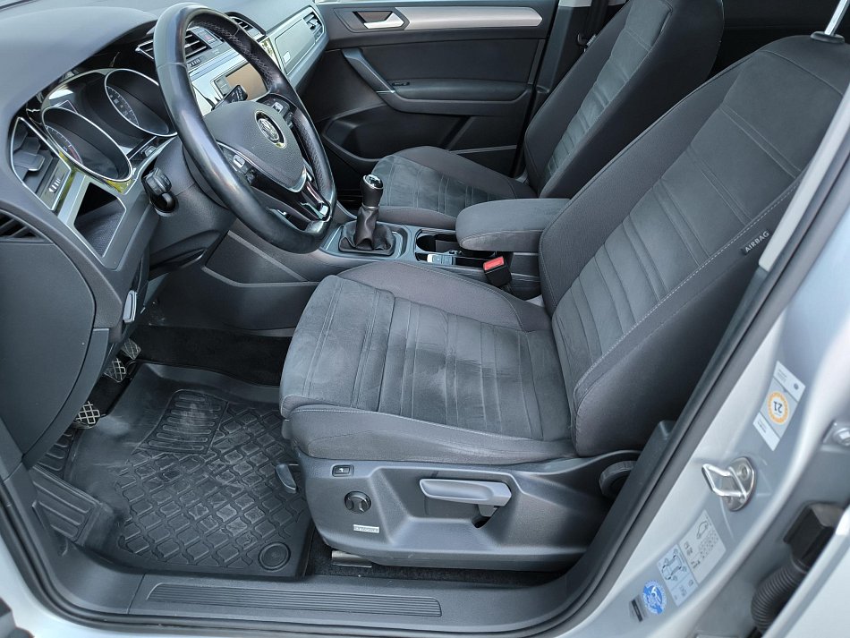 Volkswagen Touran 2.0TDi 