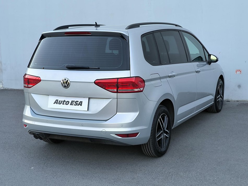 Volkswagen Touran 2.0TDi 