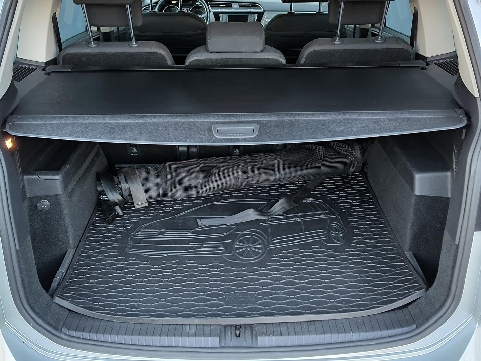 Volkswagen Touran 2.0TDi 