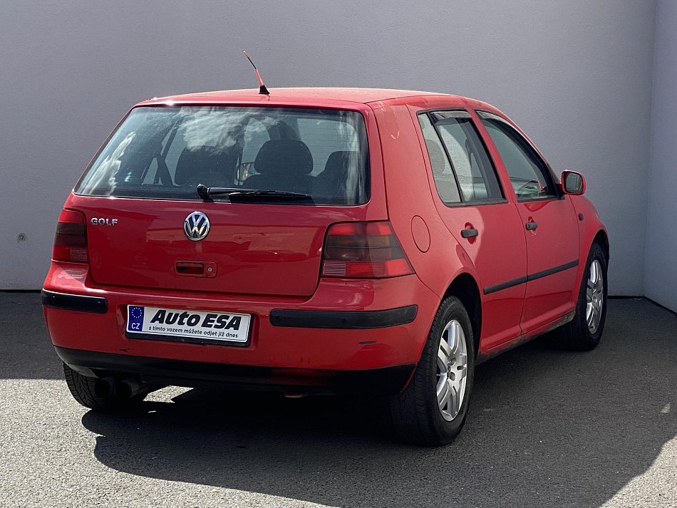 Volkswagen Golf 1.4i 
