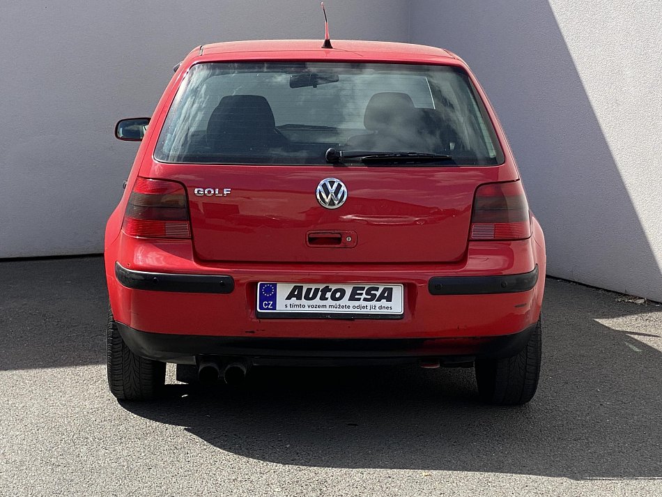 Volkswagen Golf 1.4i 