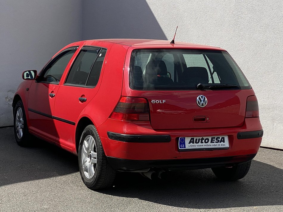 Volkswagen Golf 1.4i 