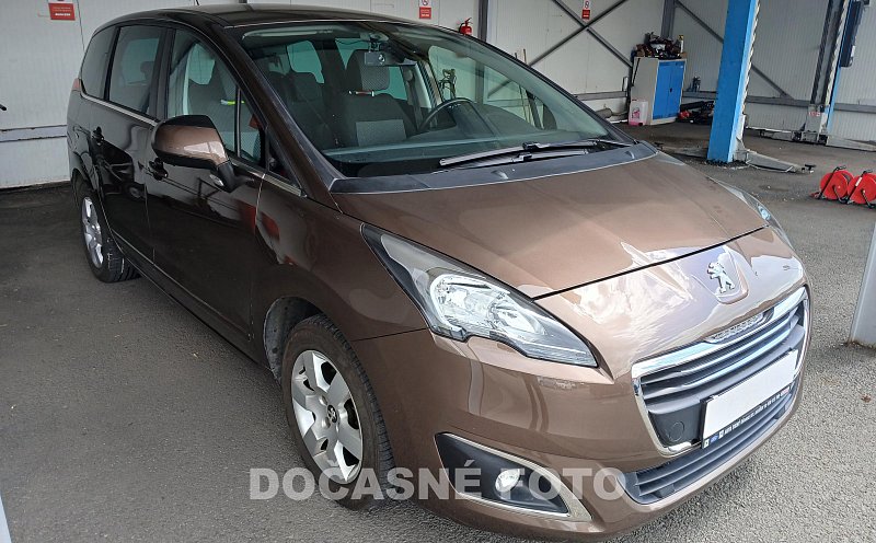 Peugeot 5008 1.6i 
