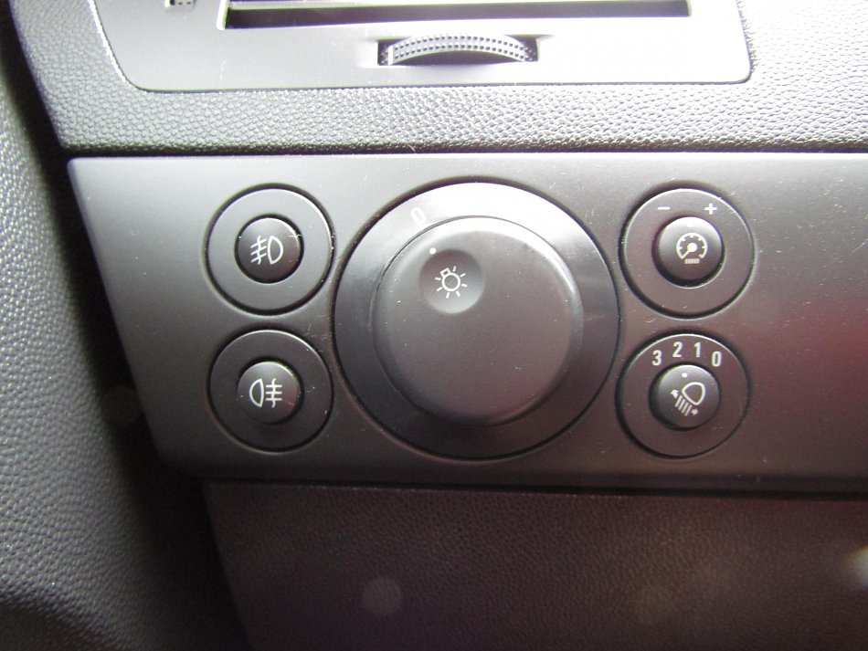 Opel Astra 1.4 i 