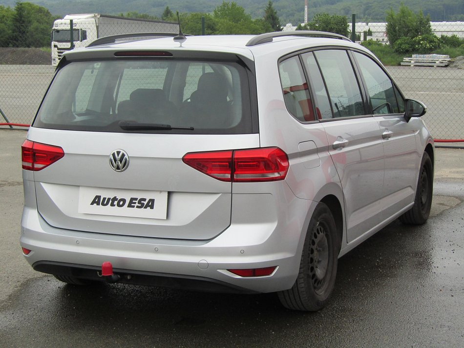 Volkswagen Touran 1.6 TDi 