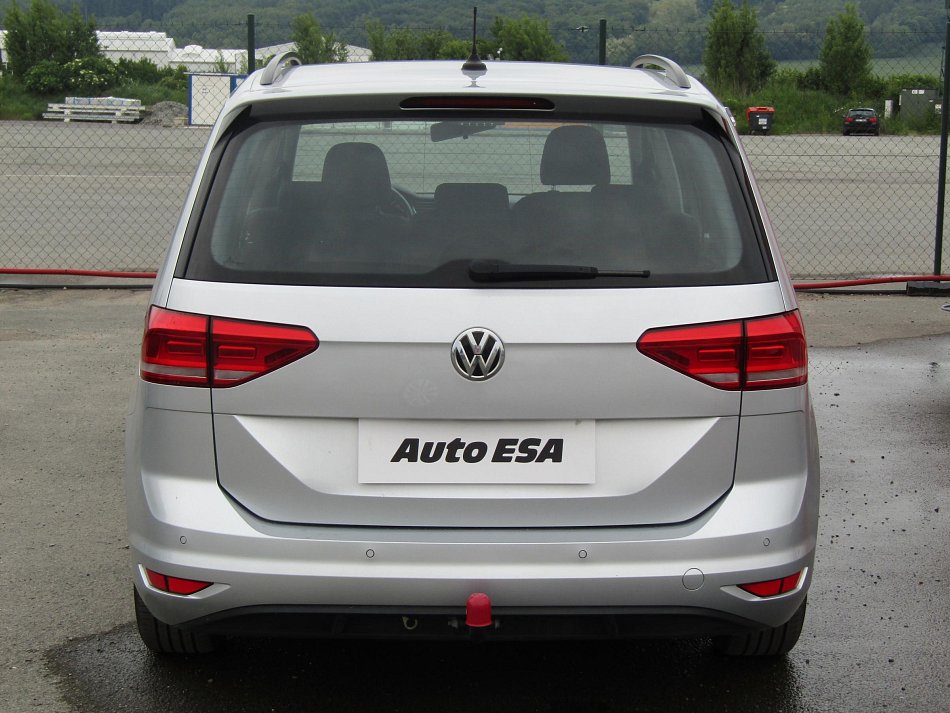 Volkswagen Touran 1.6 TDi 