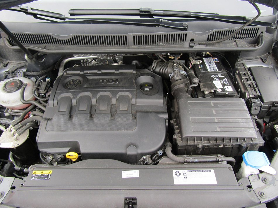 Volkswagen Touran 1.6 TDi 