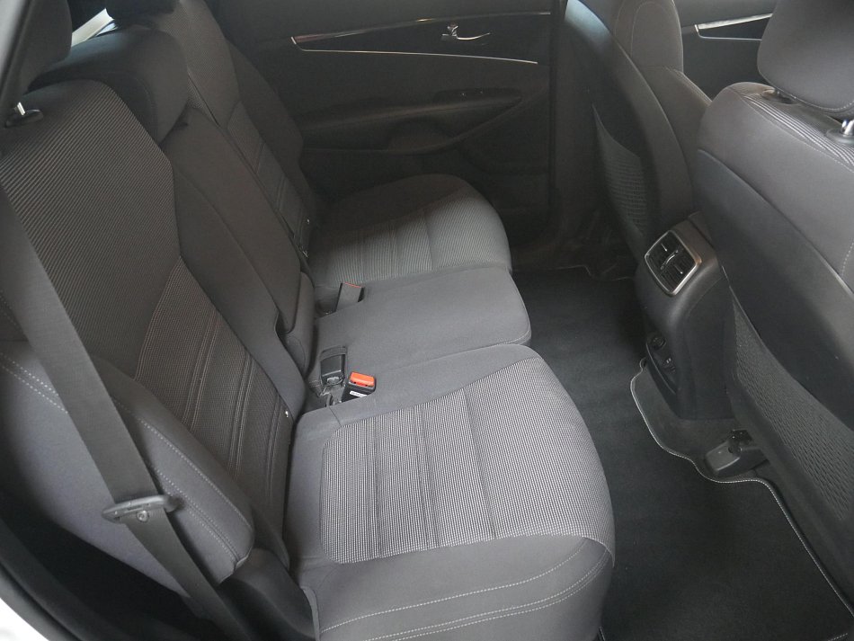 Kia Sorento 2.2 CRDi  AWD