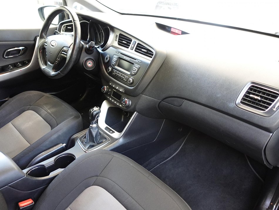 Kia Ceed 1.6 GDi 