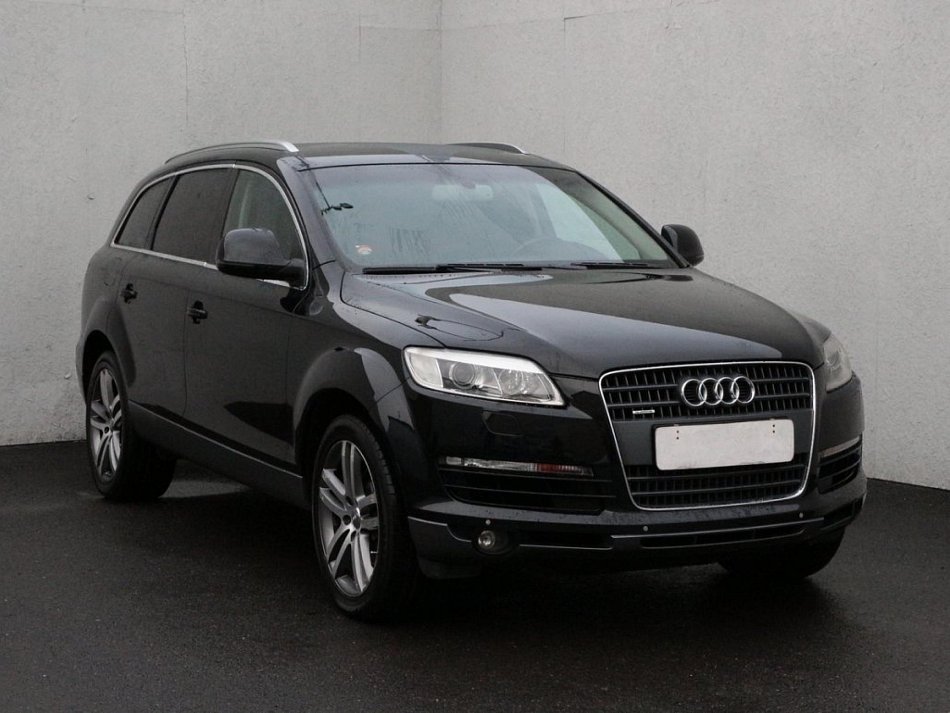 Audi Q7 3.0 TDi S-line Quattro