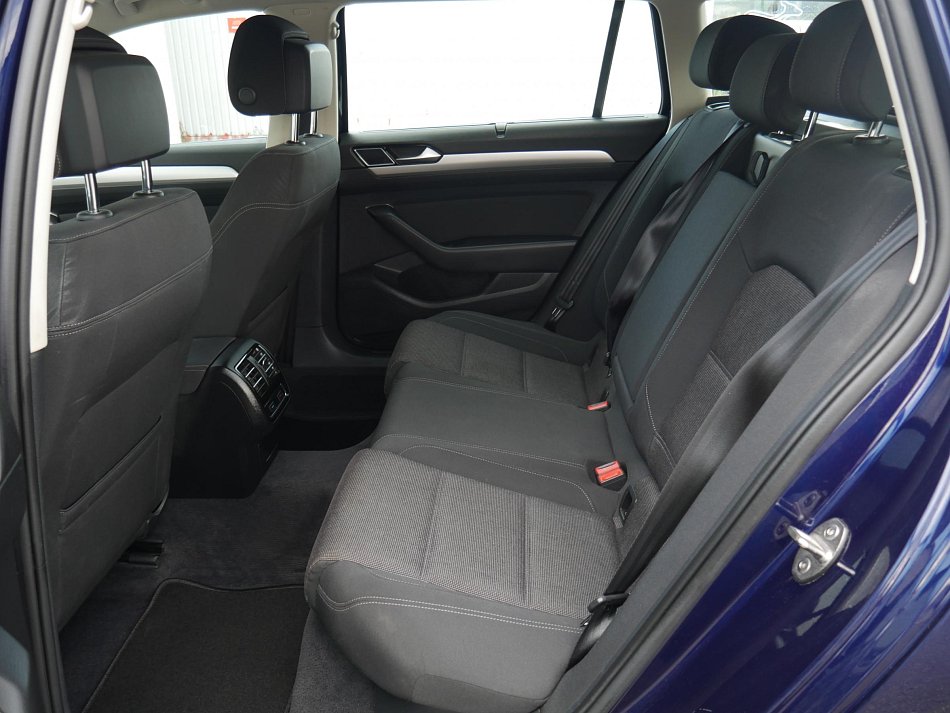 Volkswagen Passat 1.6 TDi Comfortline