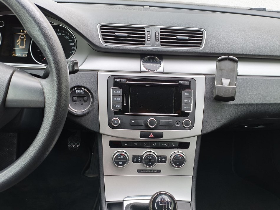 Volkswagen Passat 2.0 TDi 