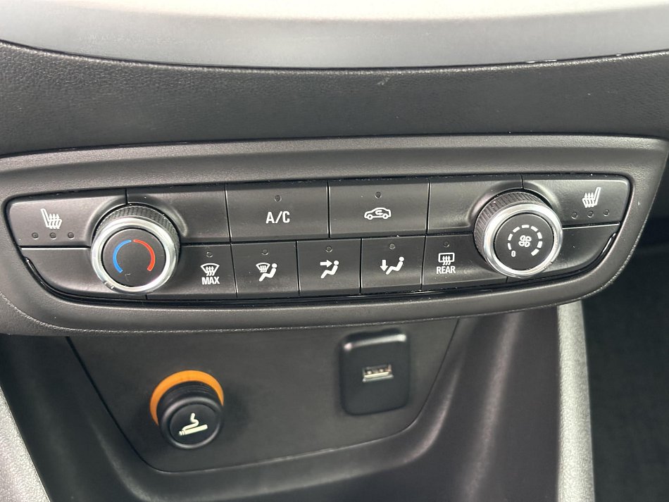 Opel Crossland X 1.2 Edition