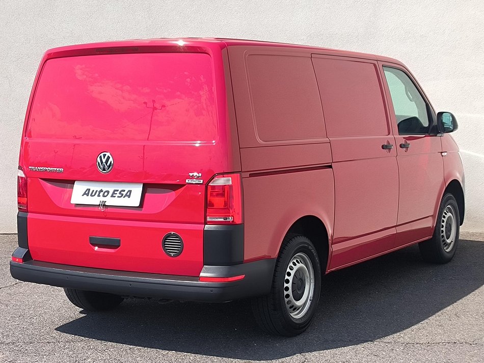 Volkswagen Transporter 2.0TDi  L1H1