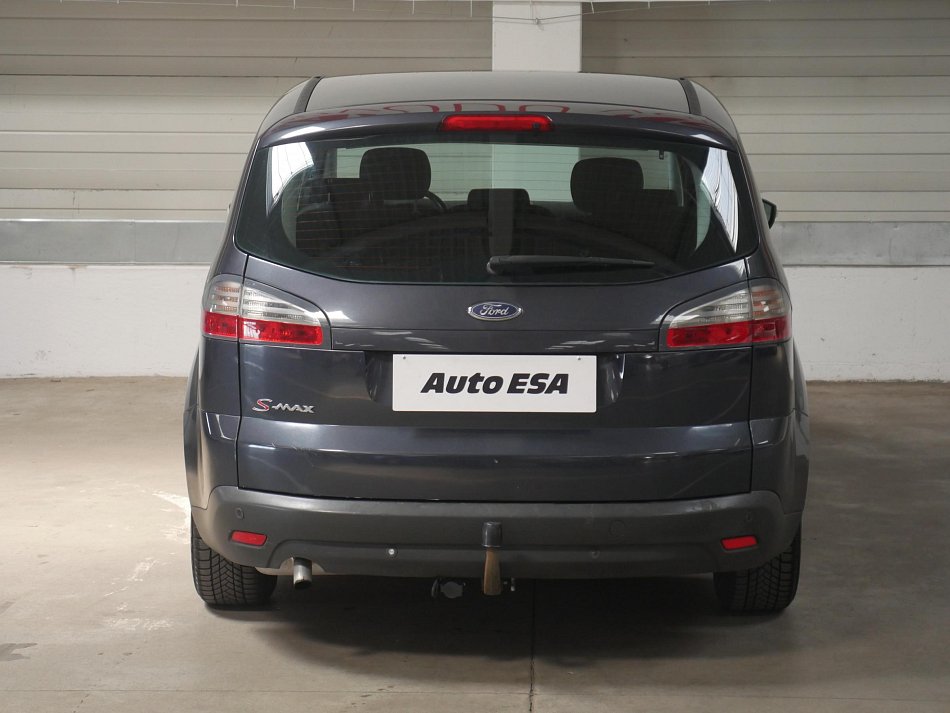 Ford S-MAX 2.0i 