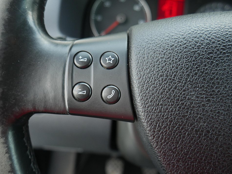 Volkswagen Touran 1.9 TDi 