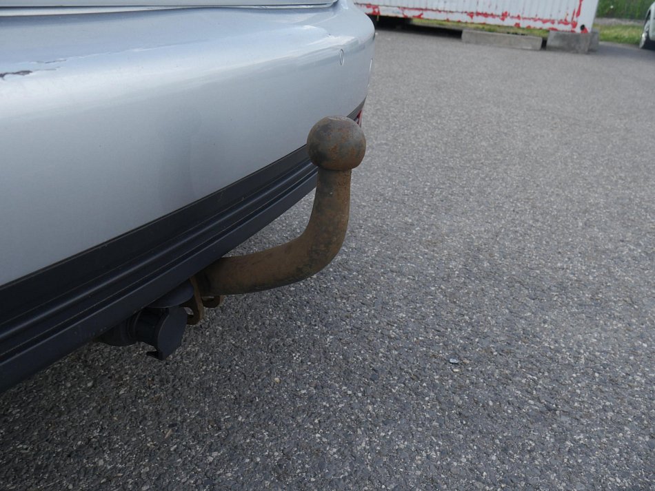Volkswagen Touran 1.9 TDi 