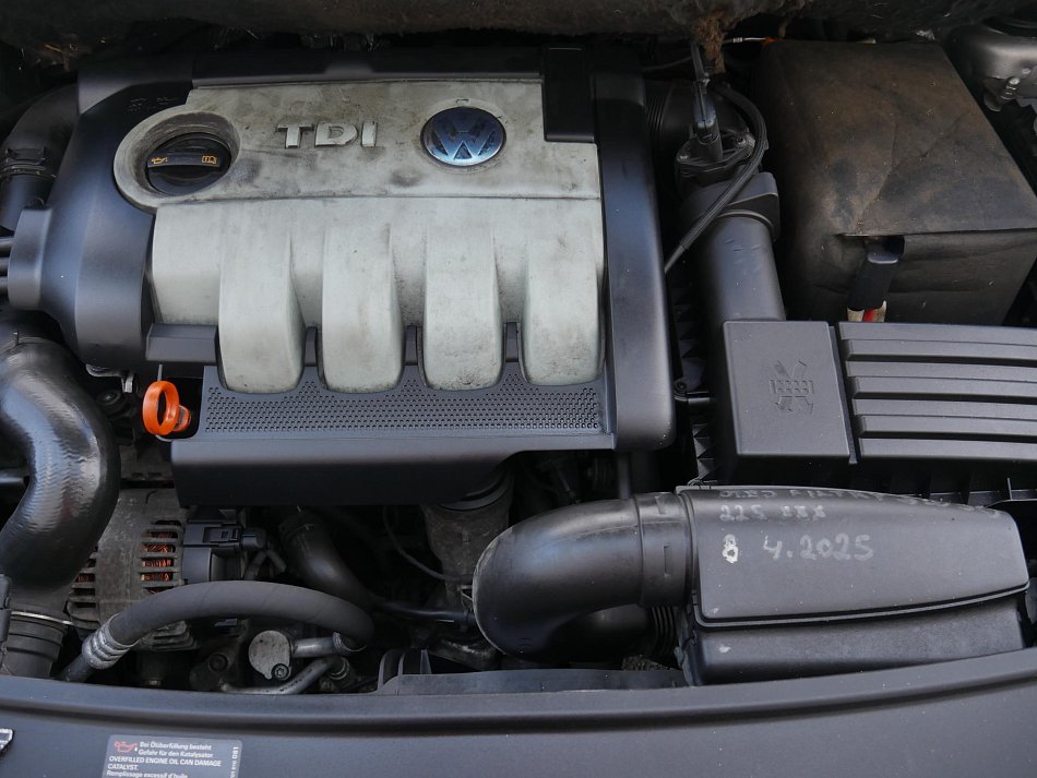 Volkswagen Touran 1.9 TDi 