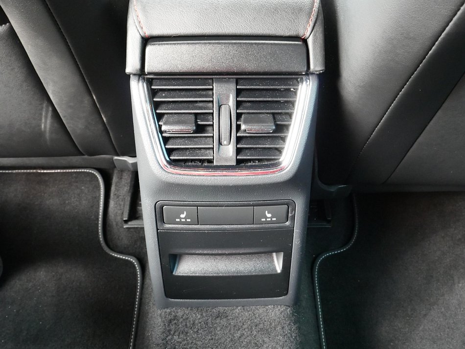 Škoda Octavia III 2.0 TDi RS