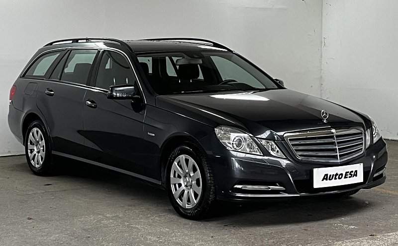 Mercedes-Benz Třída E 2.2 CDi  E200