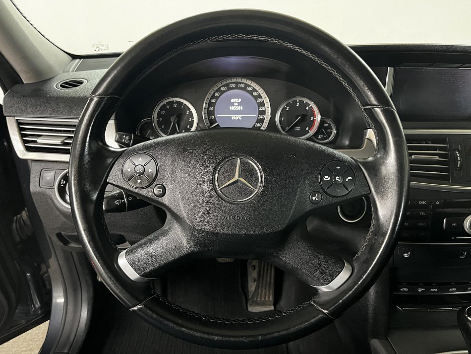 Mercedes-Benz Třída E 2.2 CDi  E200