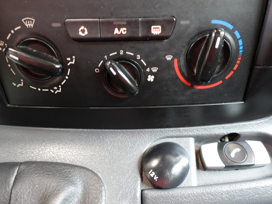 Citroën Jumpy 2.0HDi  6míst