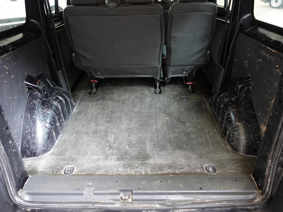 Citroën Jumpy 2.0HDi  6míst