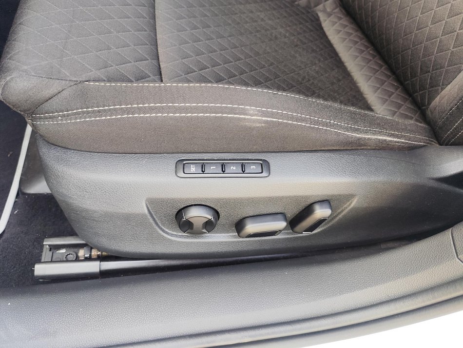Škoda Superb III 2.0 TDi Style