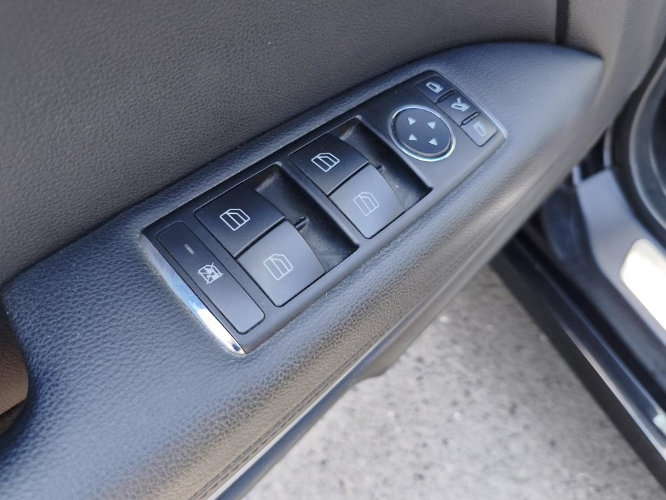 Mercedes-Benz Třída E 3.0 CDi  E350