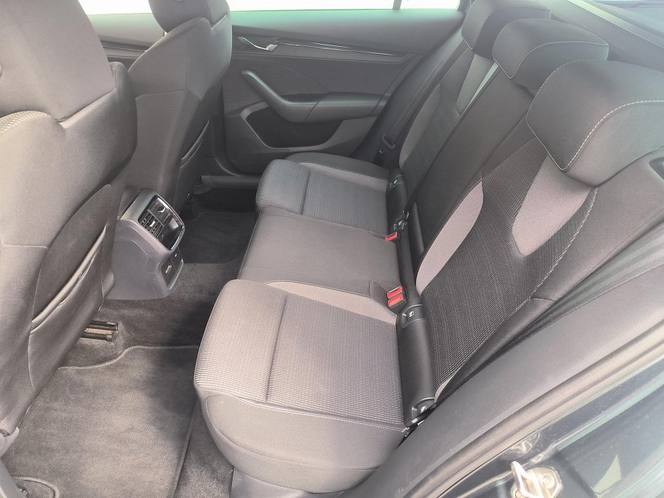 Škoda Octavia IV 2.0TDi Ambition