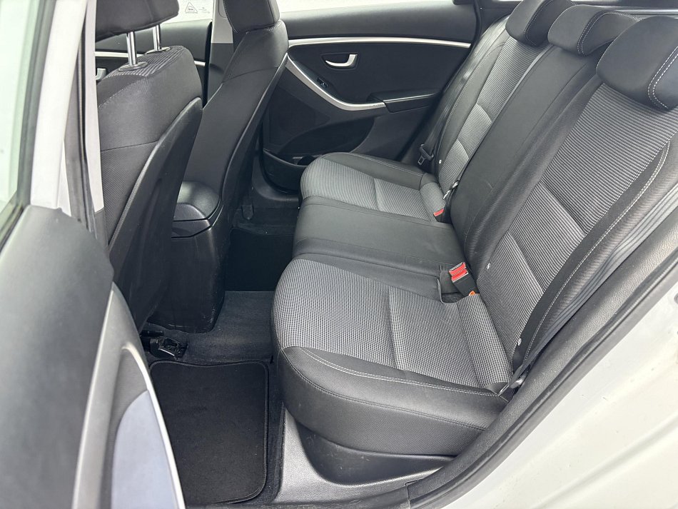 Hyundai I30 1.6MPi 