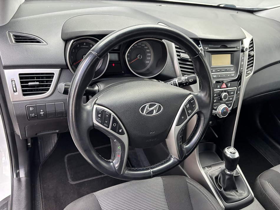 Hyundai I30 1.6MPi 