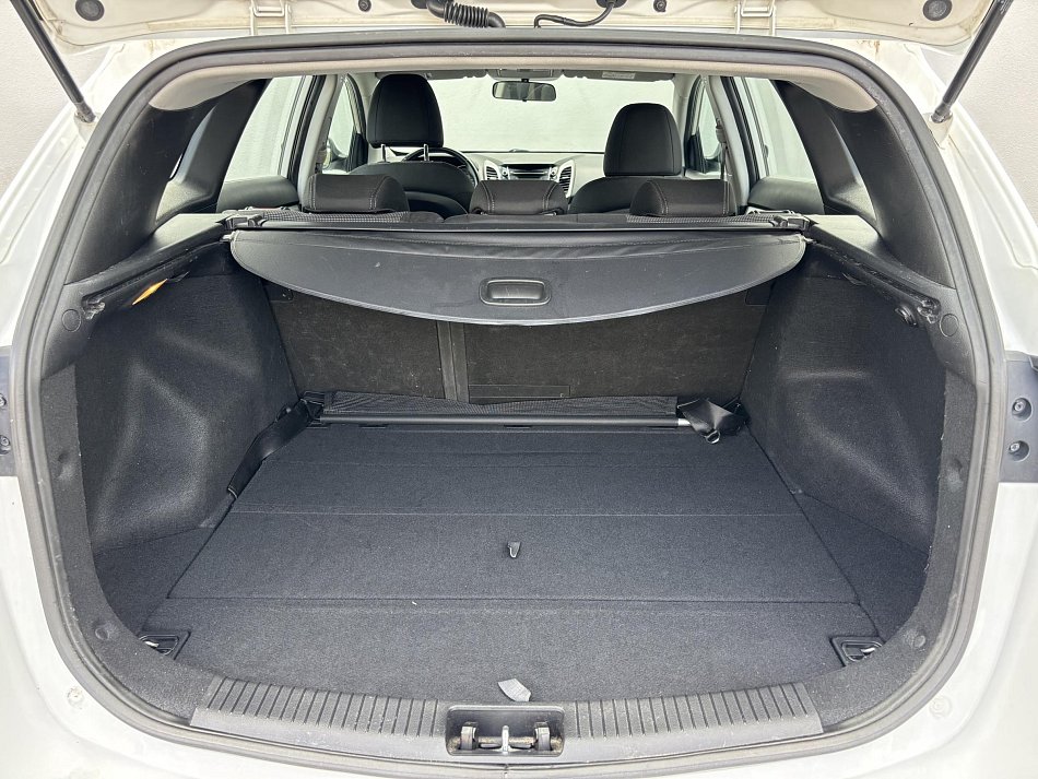 Hyundai I30 1.6MPi 