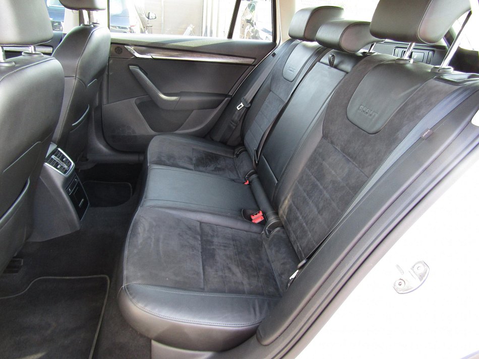 Škoda Octavia III 2.0 TDi  4x4