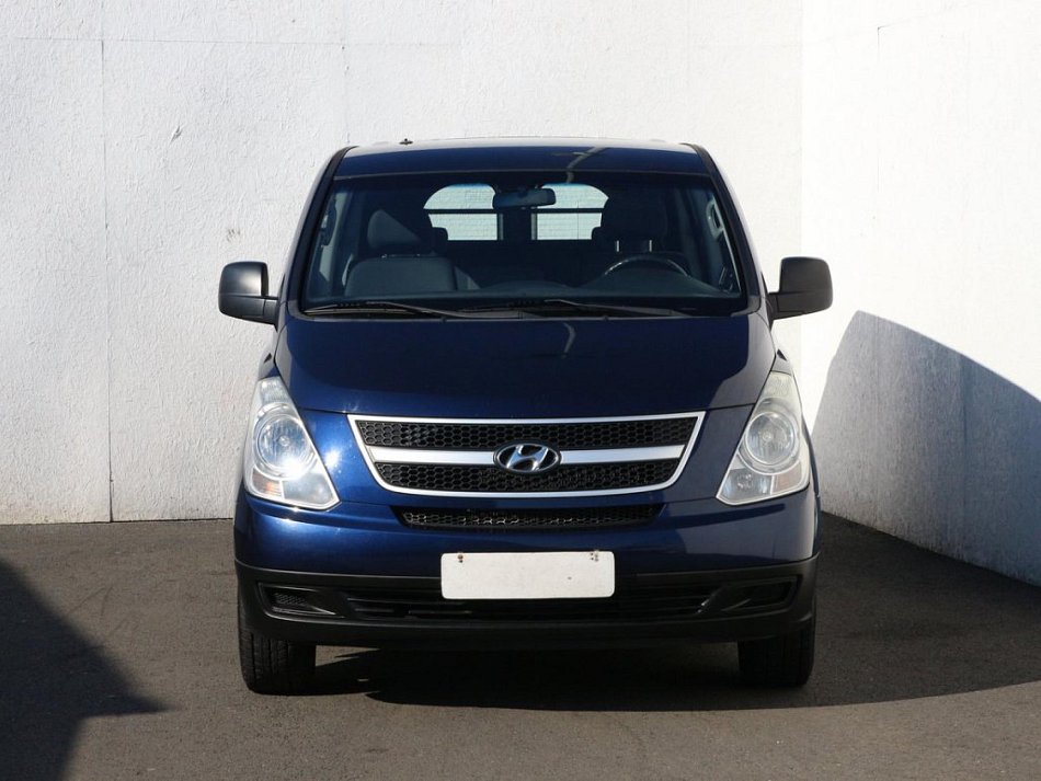 Hyundai H 1 2.5CRDi  8míst