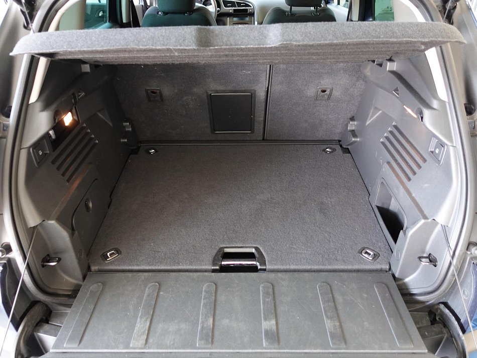 Peugeot 3008 1.6HDi 