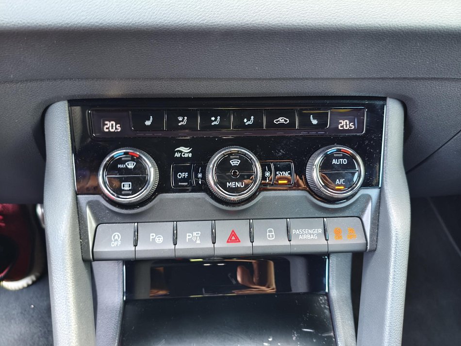 Škoda Karoq 1.5 TSi SportLine
