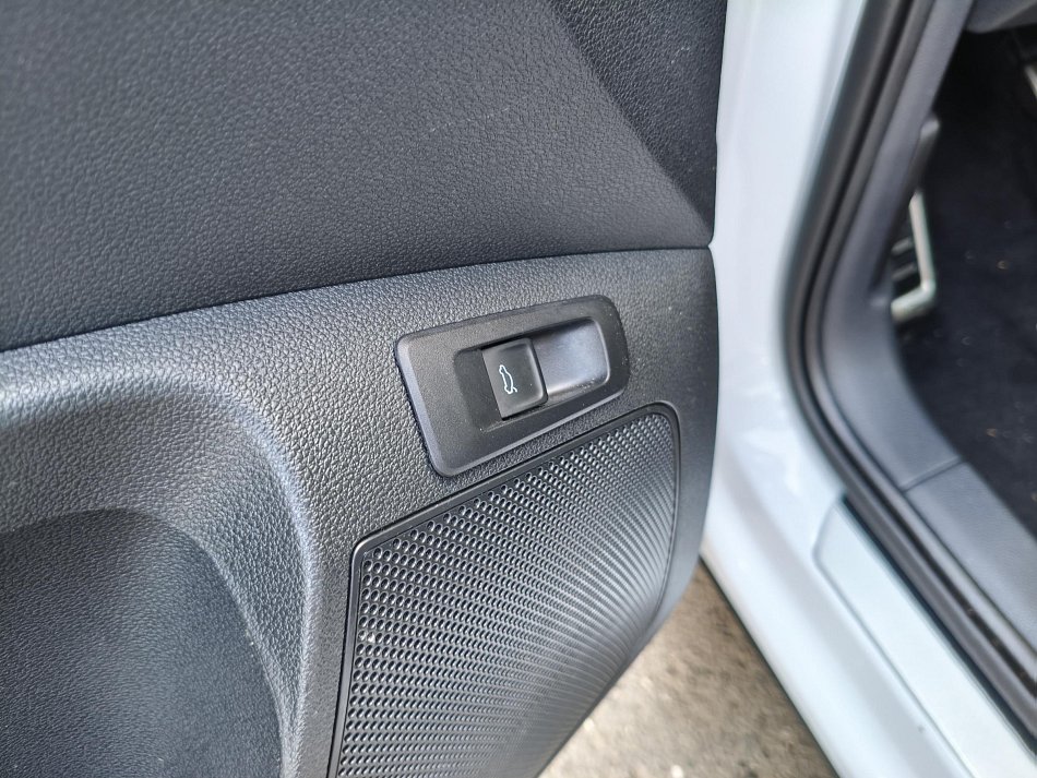 Škoda Karoq 1.5 TSi SportLine