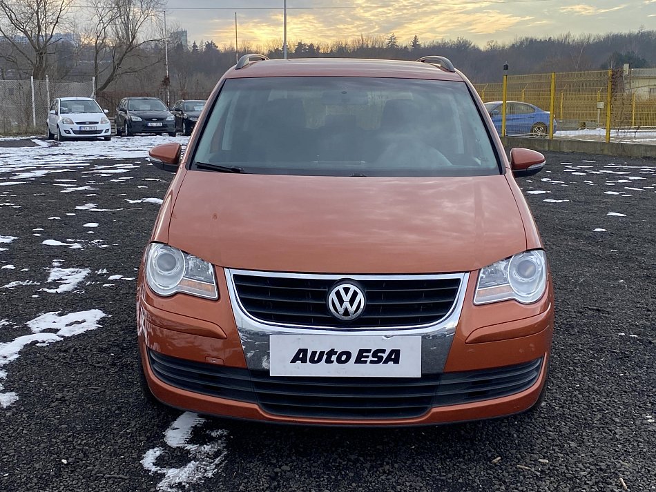 Volkswagen Touran 2.0TDi 