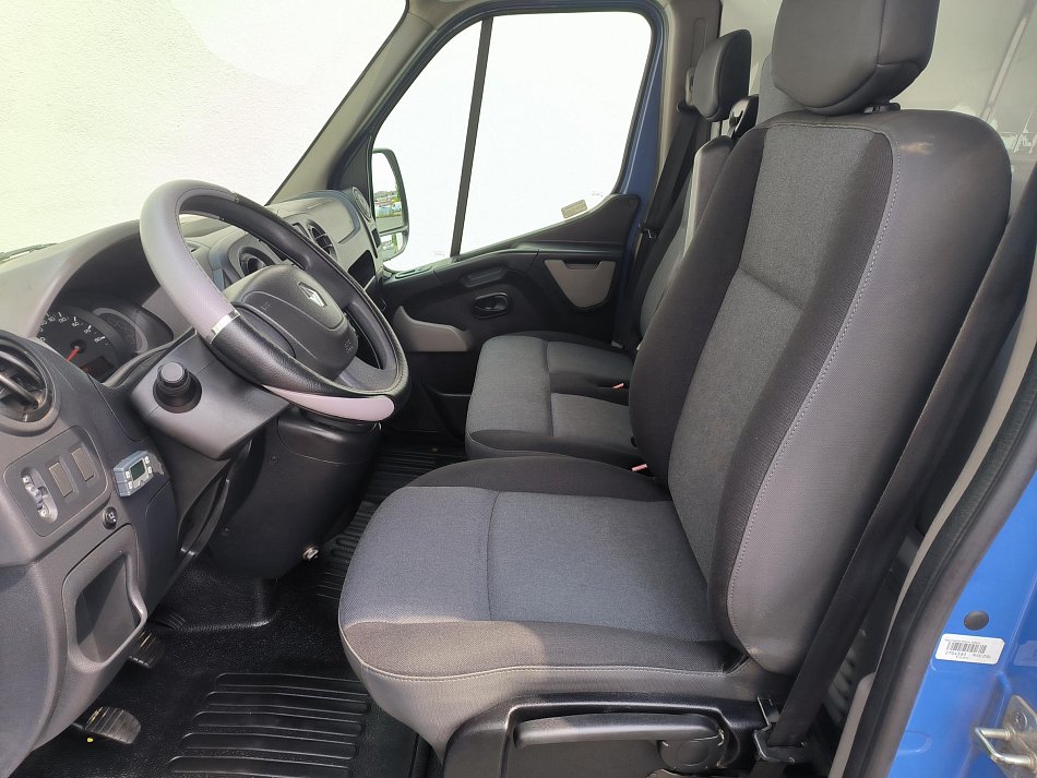 Renault Master 2.3dCi  L3H3 dílna
