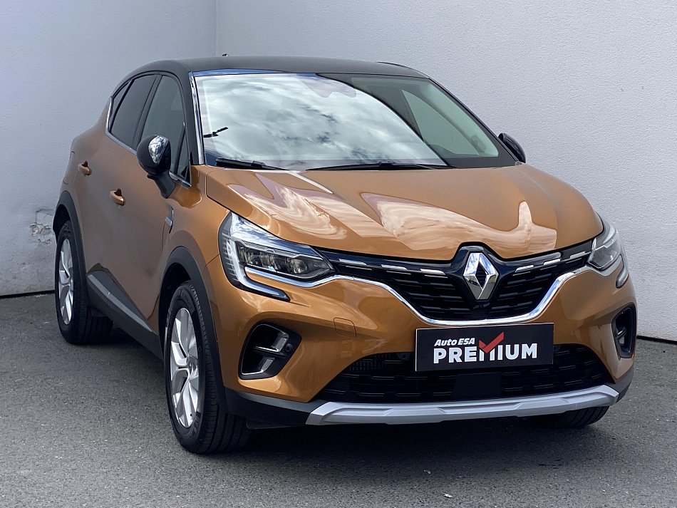 Renault Captur 1.3i Intense