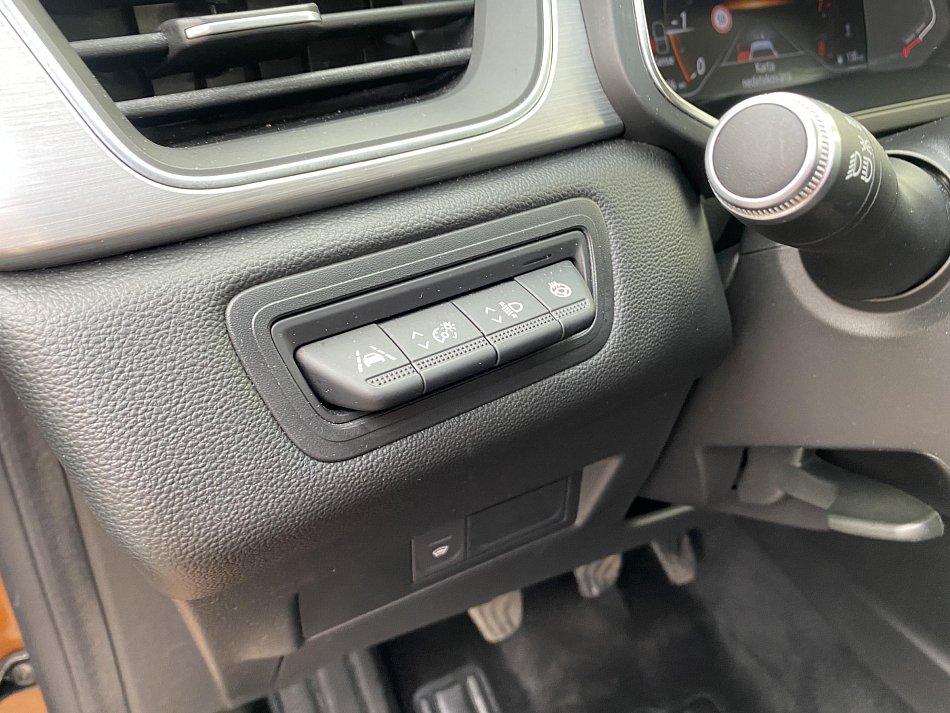 Renault Captur 1.3i Intense