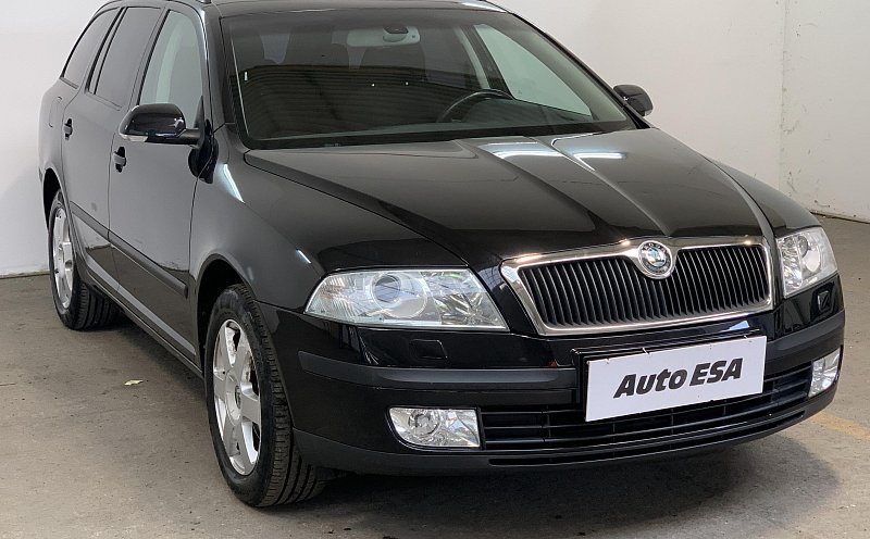Škoda Octavia II 1.6 FSi Elegance