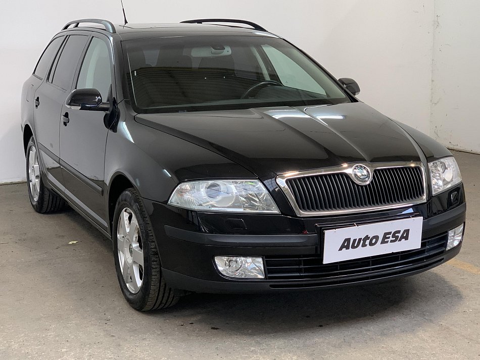 Škoda Octavia II 1.6 FSi Elegance