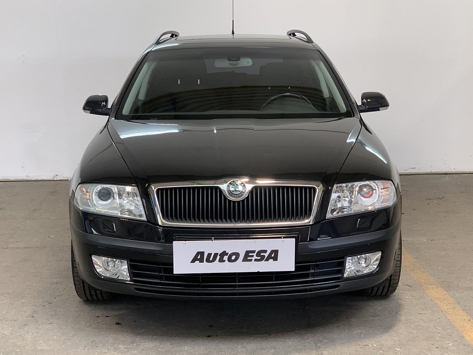 Škoda Octavia II 1.6 FSi Elegance