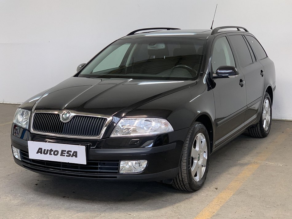 Škoda Octavia II 1.6 FSi Elegance