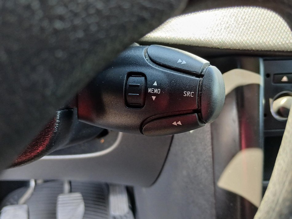 Peugeot 207 1.6 HDi 